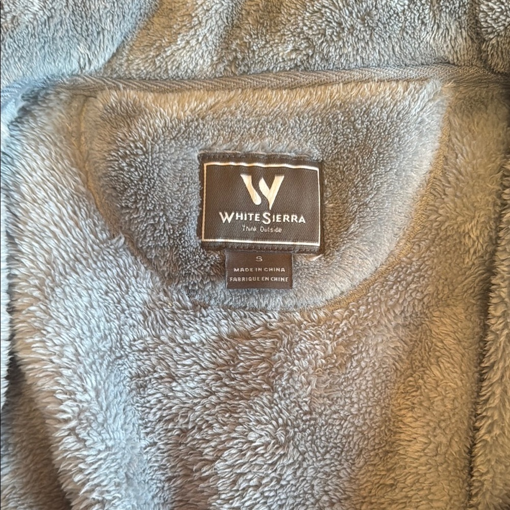 White Sierra Light Gray Fleece Vest - Picture 4 of 7